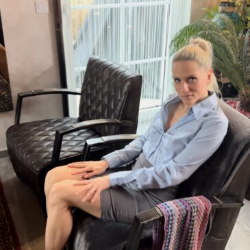 Versaute Mittagspause! Mein Date im Businessdress! 